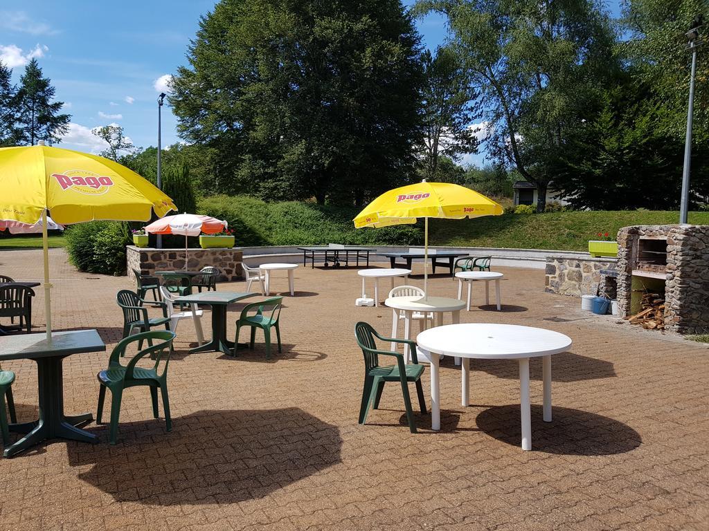 Holiday park Vvf Cantal Champs-sur-tarentaine 3*